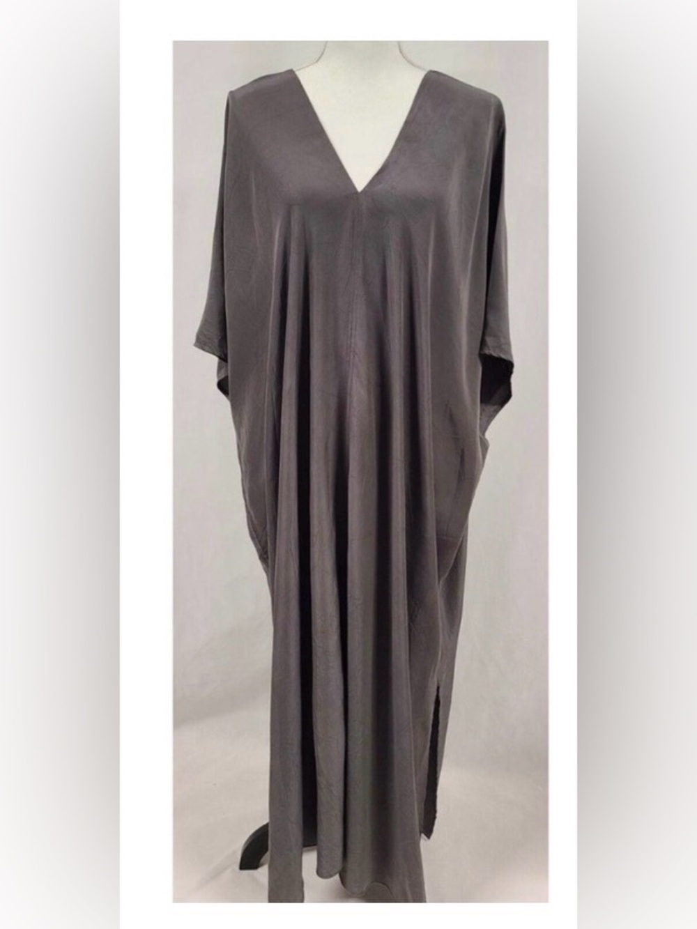 Relaxed V-Neck Maxi Dress in Charcoal